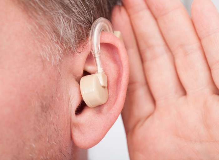 Un appareil auditif pour mieux entendre